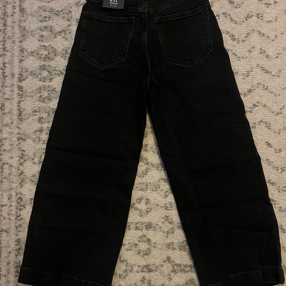 GAP Black Ankle Cropped Jeans Relaxed Fit